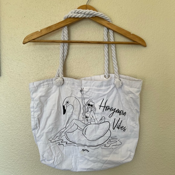 Miss to Mrs | Honeymoon Vibes Canvas Beach Bag - Picture 2 of 12